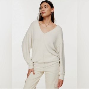 Aritzia Wilfred Free Women's Hush Knit V-Neck Sweater in Silver Birch